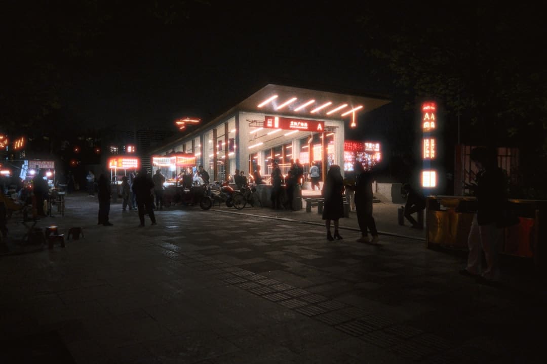 刘昊然周冬雨工作距离怎么？两年后看清娱乐圈实际